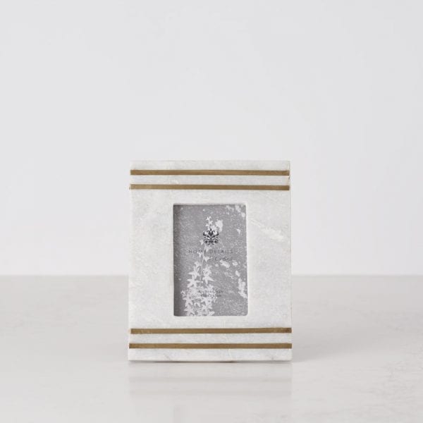 200522 Bates Design Product Shots0944 frame layers flat 800px 72